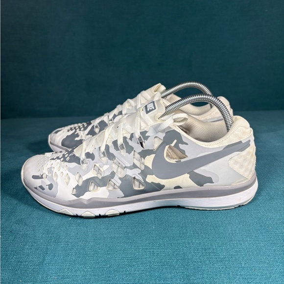Nike Training Speed 4 Camo gray/white shoes size 8.5men/10Women - Picture 1 of 8